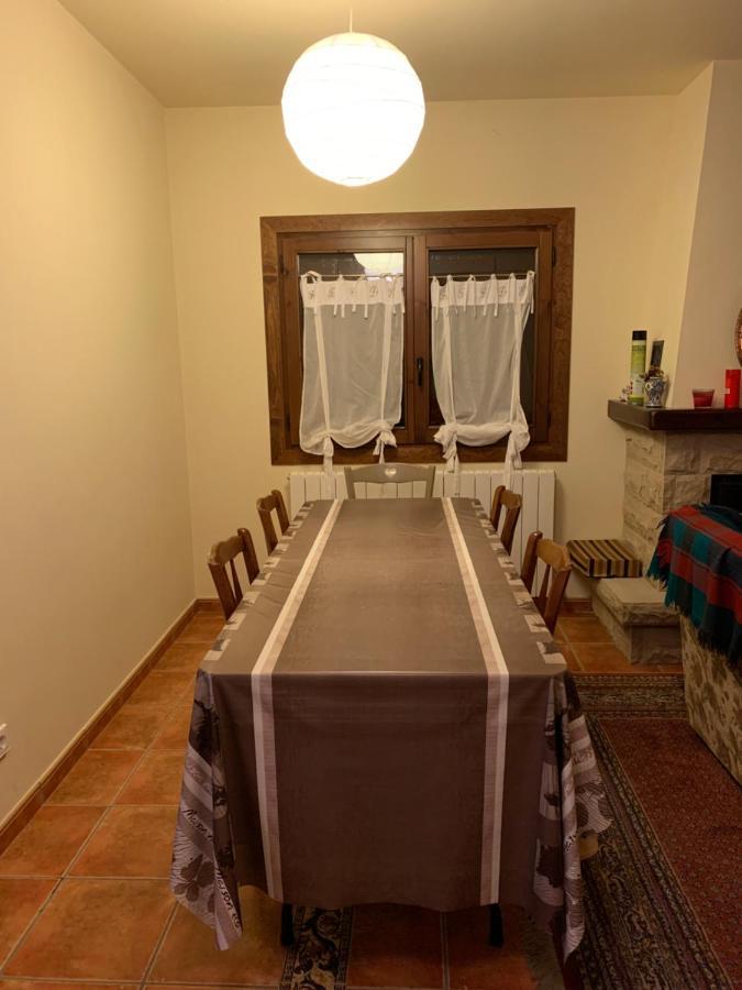 Chalet En El Pirineo De Aragon Neril Eksteriør billede
