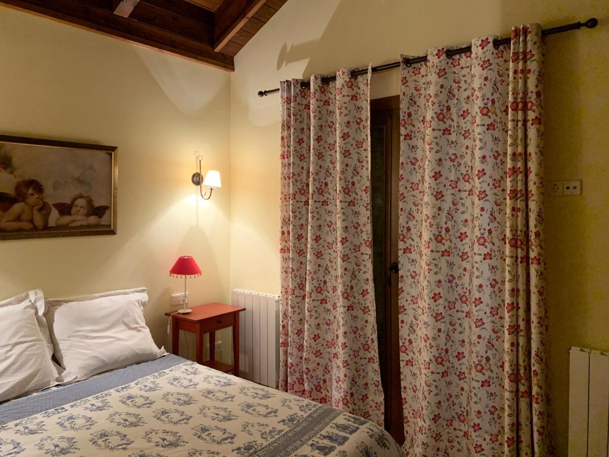 Chalet En El Pirineo De Aragon Neril Eksteriør billede