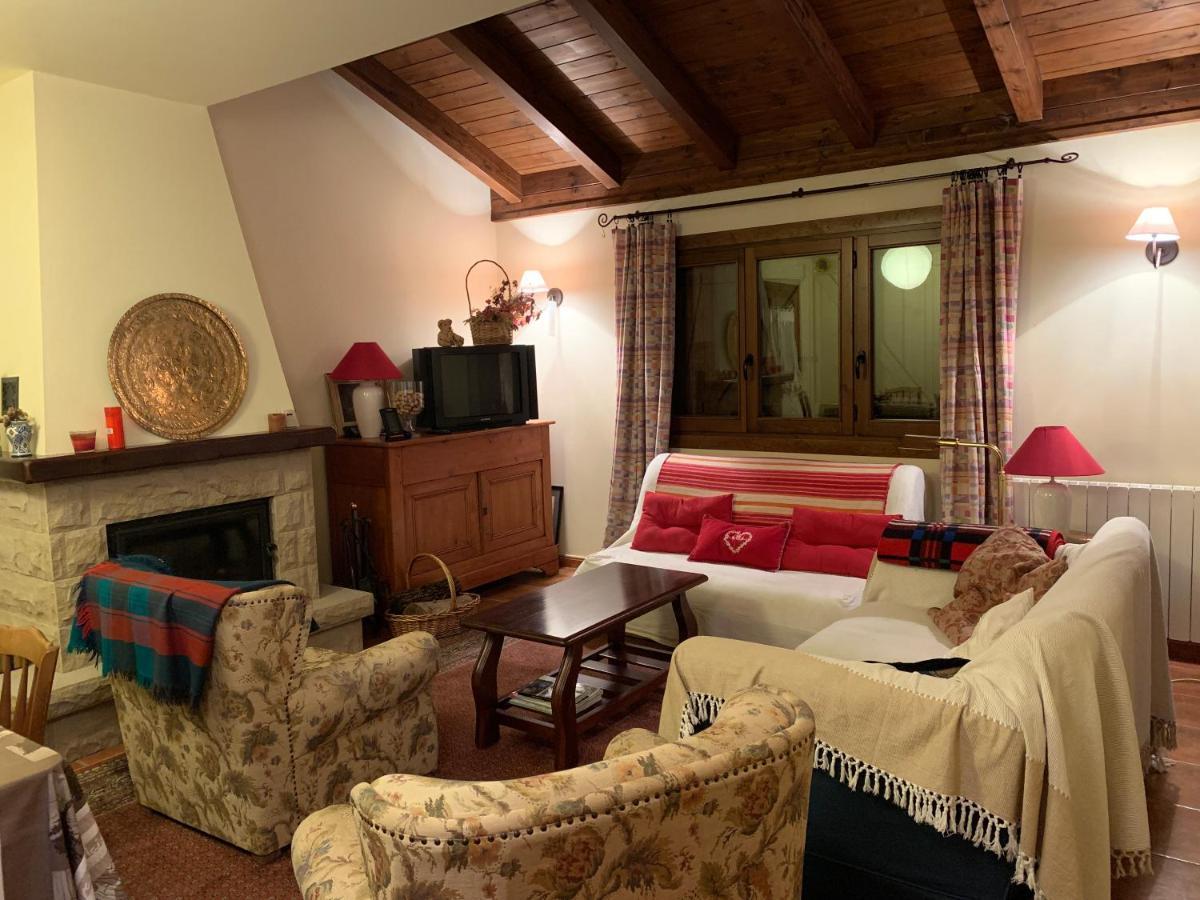 Chalet En El Pirineo De Aragon Neril Eksteriør billede