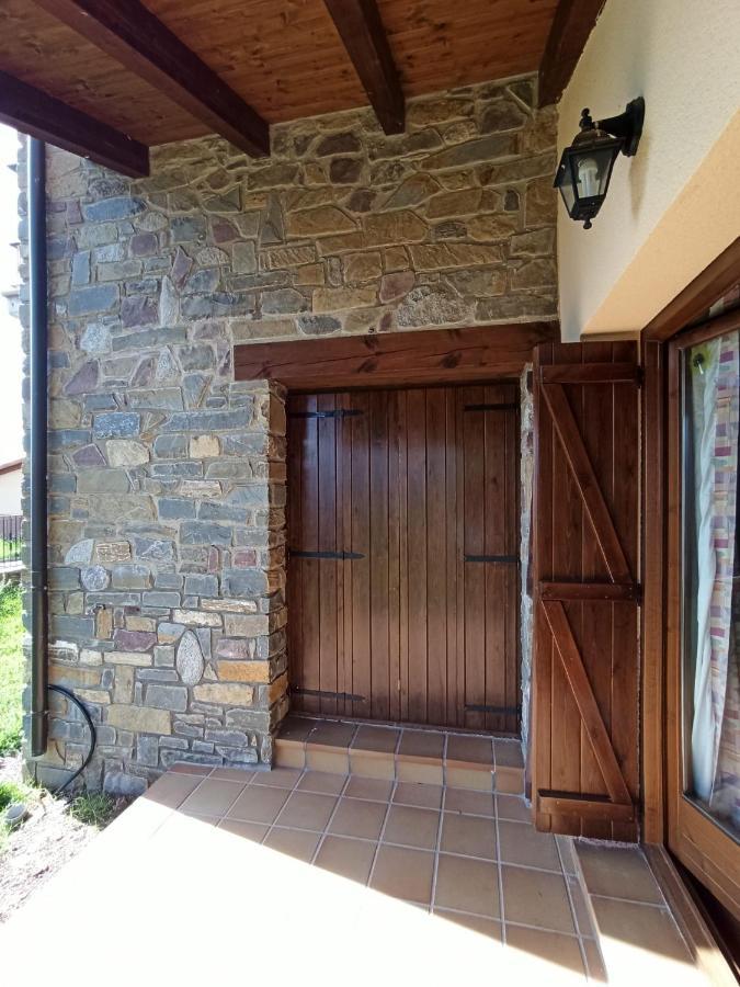 Chalet En El Pirineo De Aragon Neril Eksteriør billede